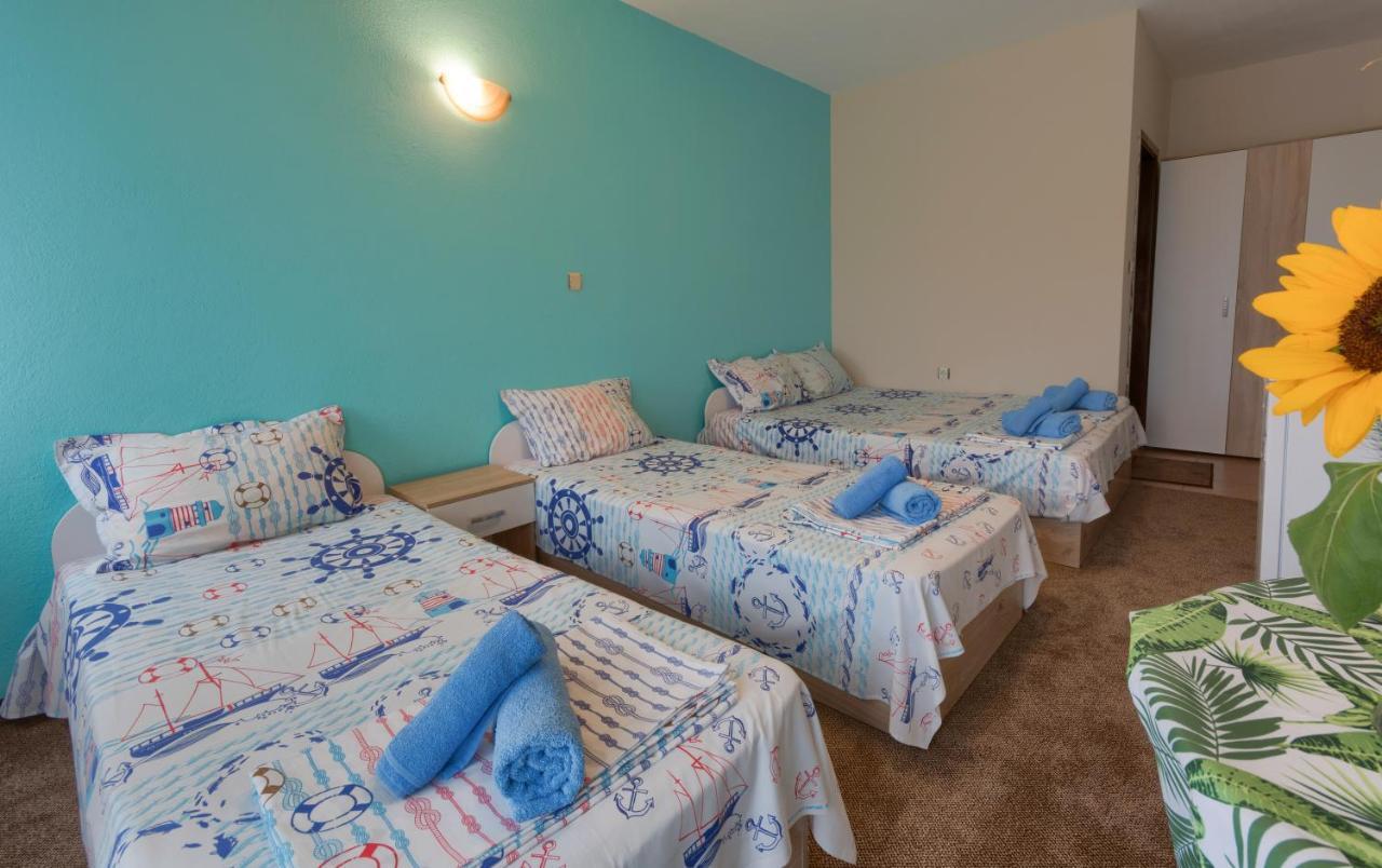 Kazlarov Guest House Kiten  Exterior foto